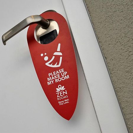 Zen Rooms Kuta Tuban Suites Dış mekan fotoğraf