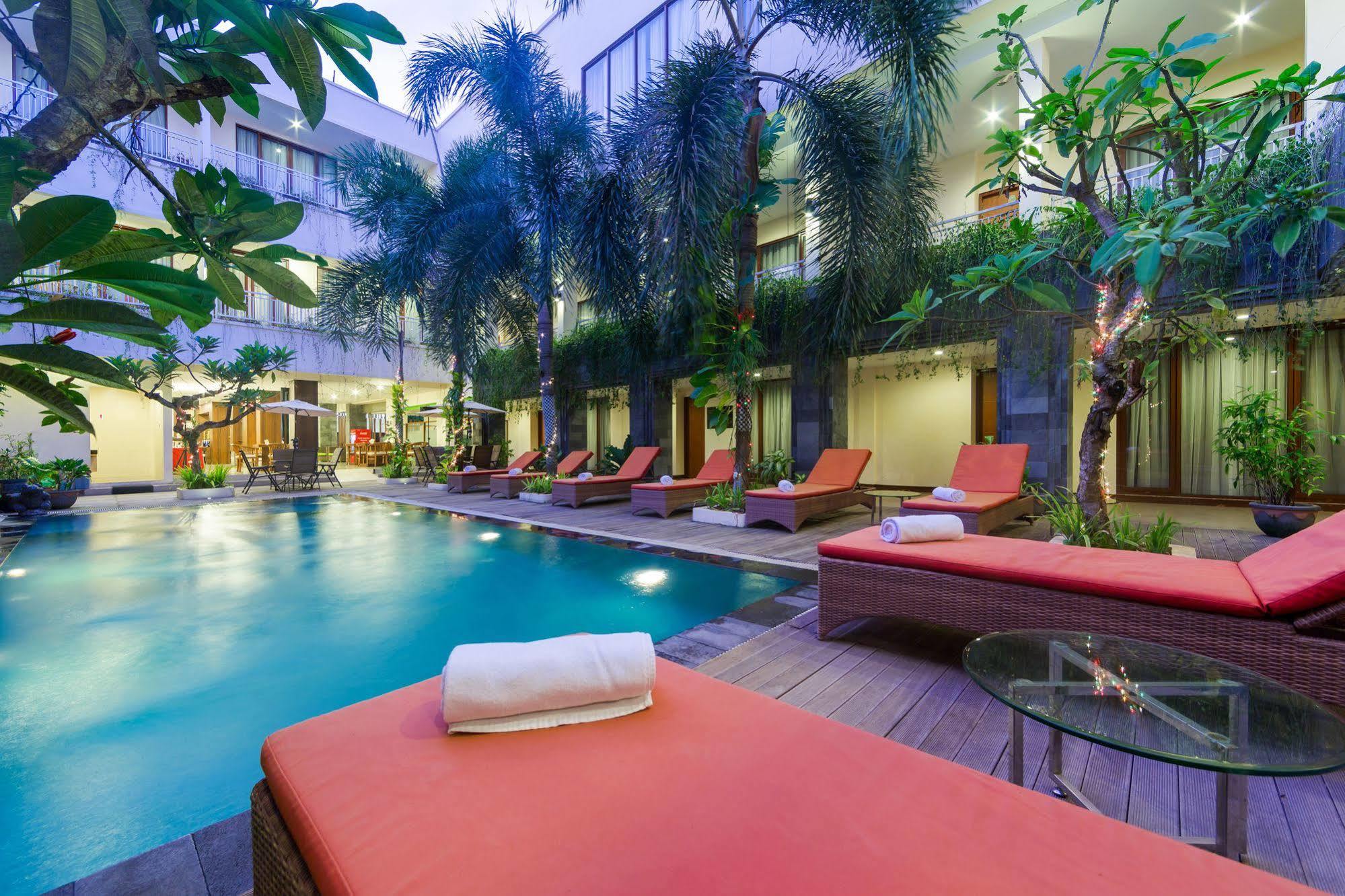Zen Rooms Kuta Tuban Suites Dış mekan fotoğraf