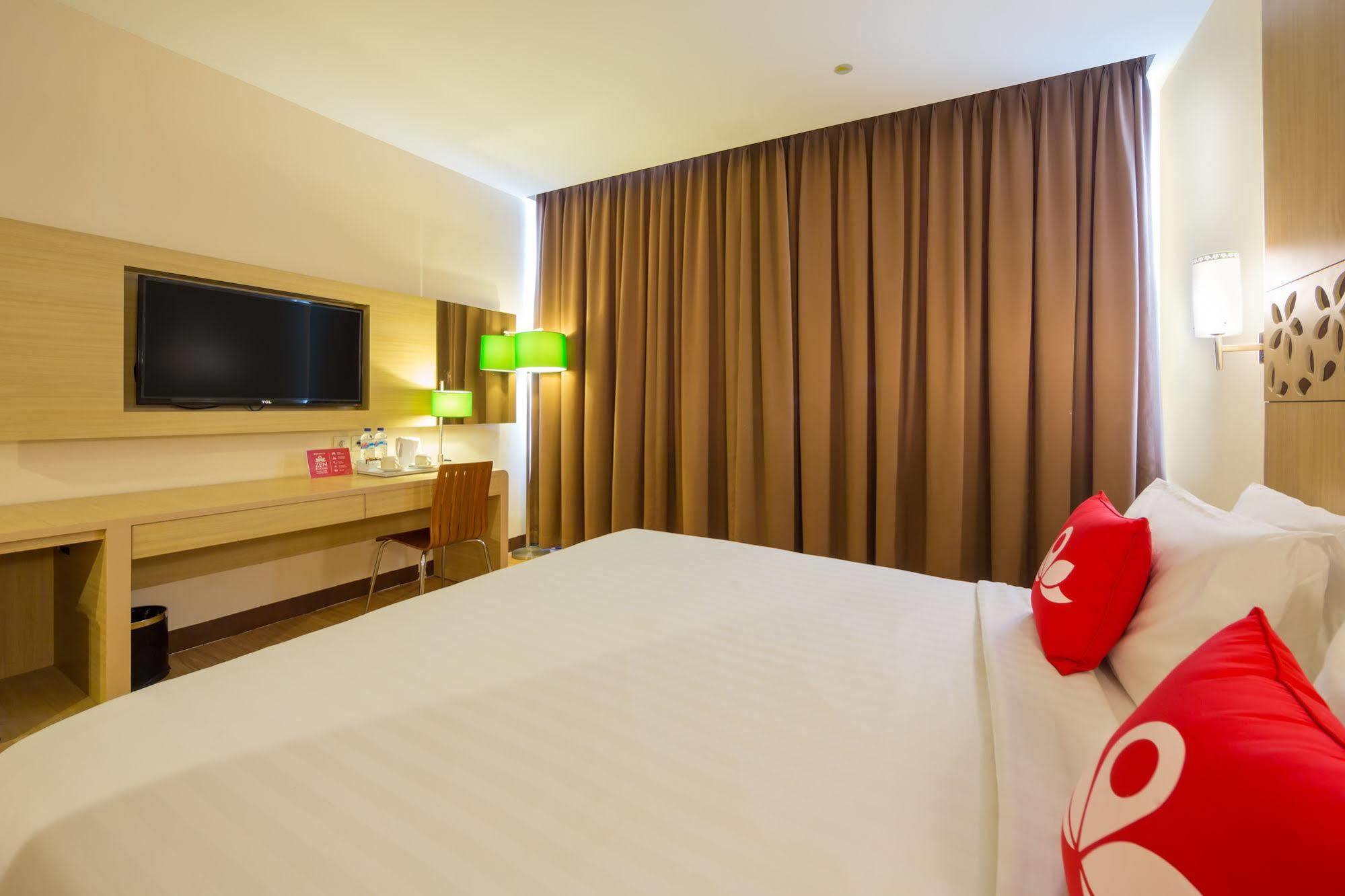 Zen Rooms Kuta Tuban Suites Dış mekan fotoğraf